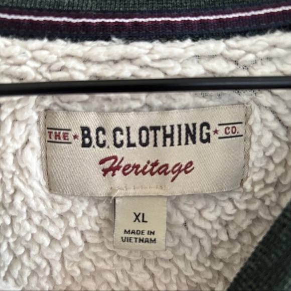 The B.C. Clothing Co. Men’s XL Green Fleece Lined Waffle Knit Thermal Sweatshirt - Picture 6 of 16